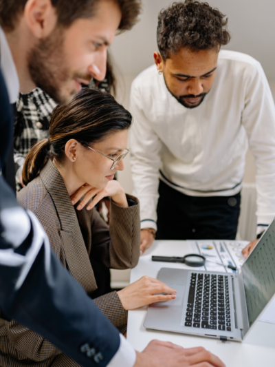 Servicios Técnicos y Profesionales